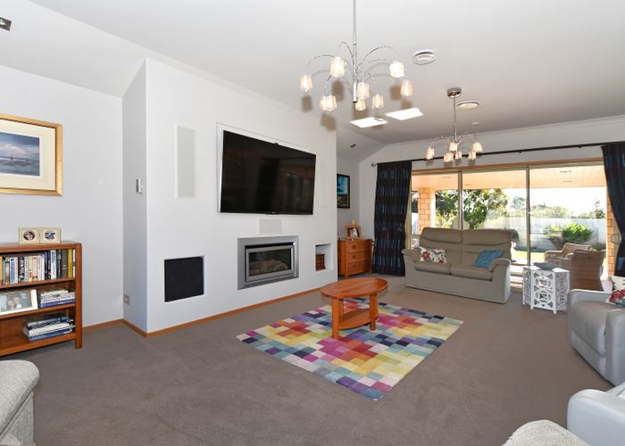  at 8 Sequoia Way, Stoke, Nelson