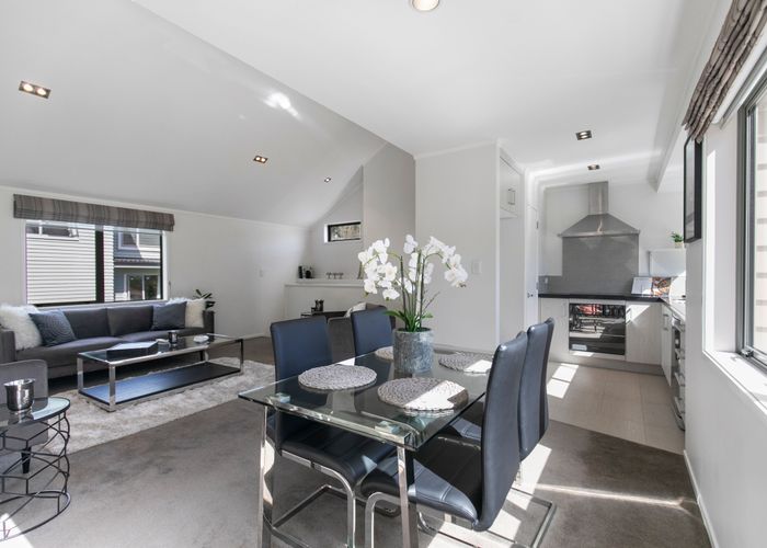  at 3/33 Rukutai Street, Mission Bay, Auckland