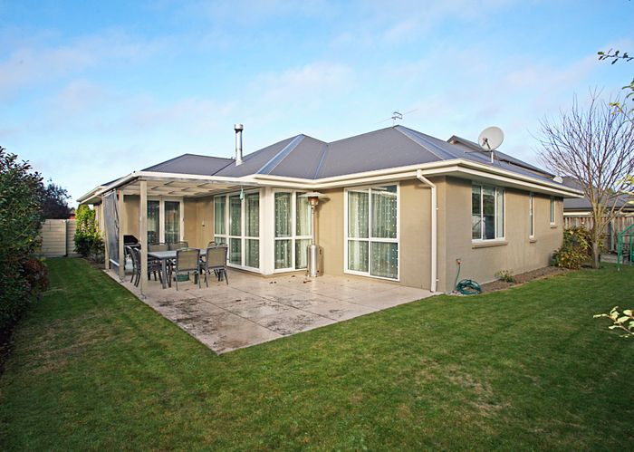  at 35 Brookfield Drive, Northwood, Christchurch