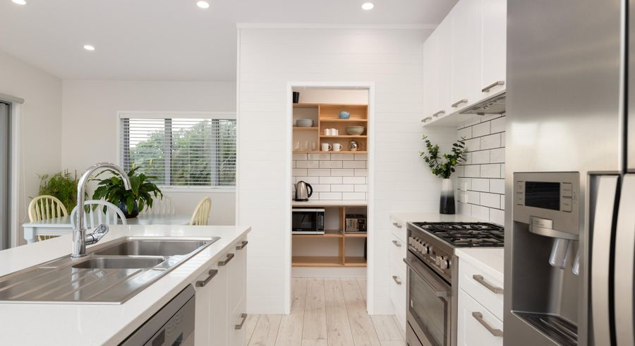  at 720B Papamoa Beach Road, Papamoa Beach, Papamoa