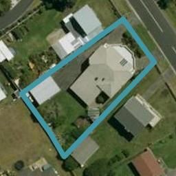 Free property data for 221 One Tree Point Road, One Tree Point - homes ...