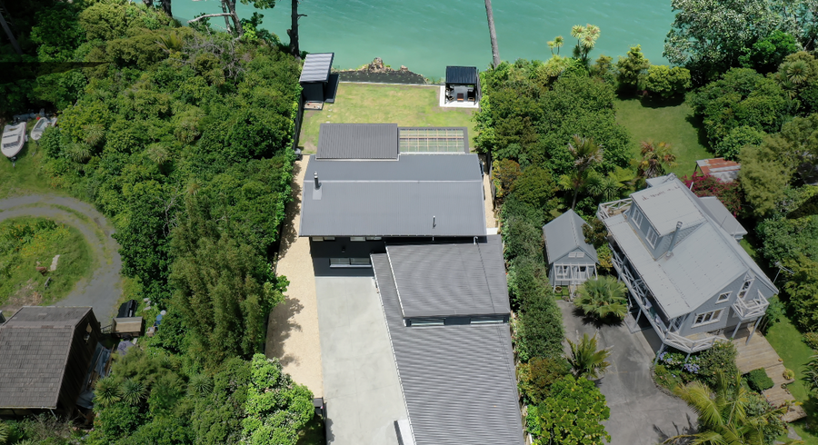 Free property data for 225B Victory Road, Laingholm, Auckland - homes.co.nz