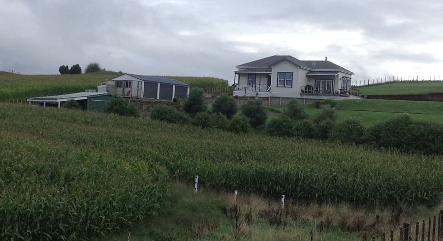  at 135 Ohanga Road, Onaero, Waitara