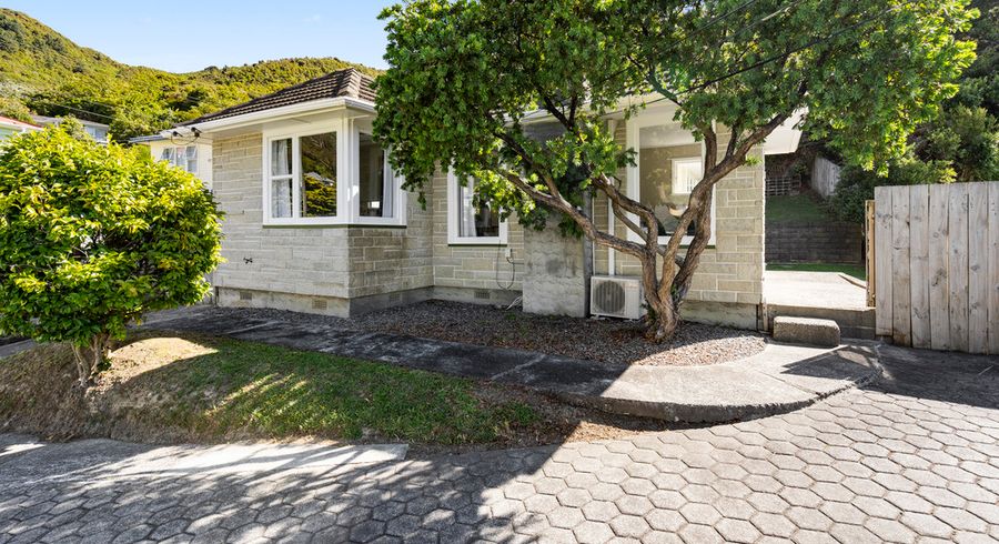  at 49A Judd Crescent, Naenae, Lower Hutt