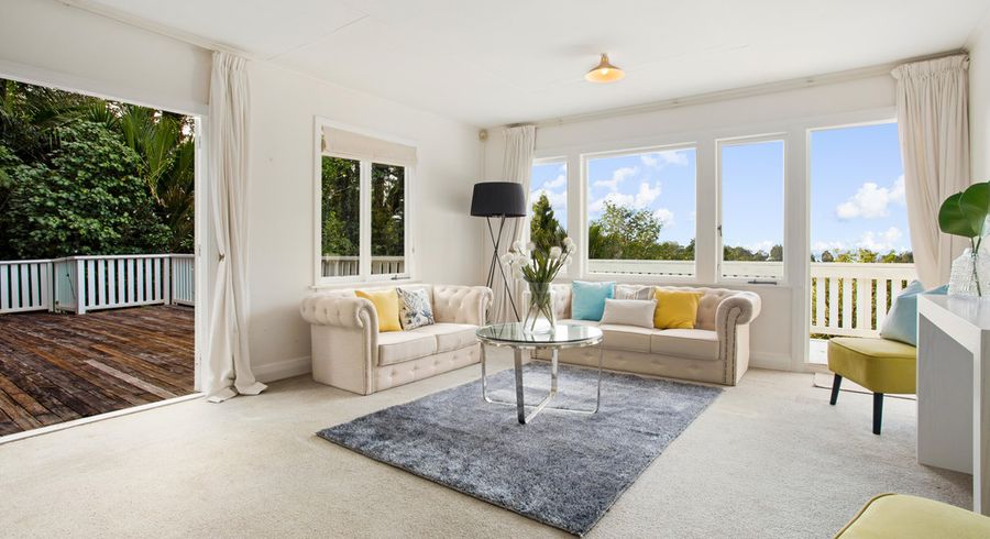  at 10 Tinopai Road, Titirangi, Auckland