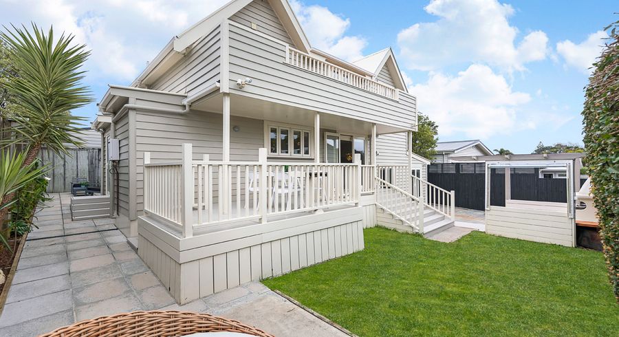  at 22A Wright Road, Point Chevalier, Auckland