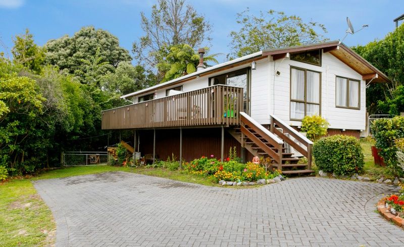  at 5 Brunette Drive, Acacia Bay, Taupo
