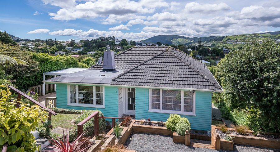  at 14 Frederick Street, Tawa, Wellington