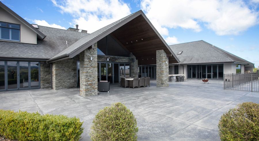  at 325 Candy Road, Pokuru