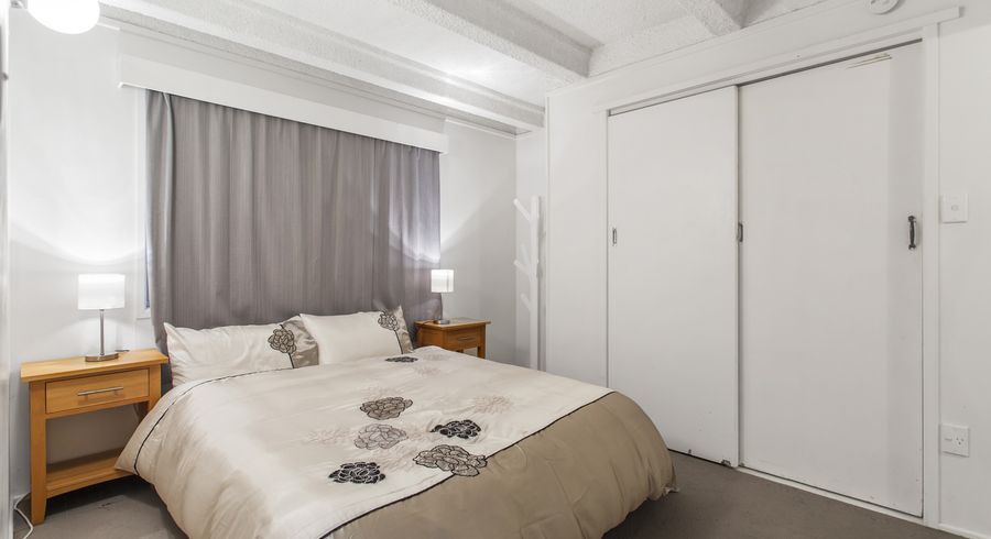  at 8/64 Grange Road, Mount Eden, Auckland