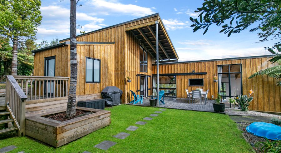  at 113 Lone Kauri Road, Karekare, Auckland