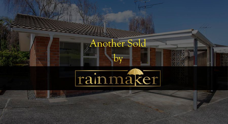  at 1/25 Lagoon Drive, Panmure, Auckland