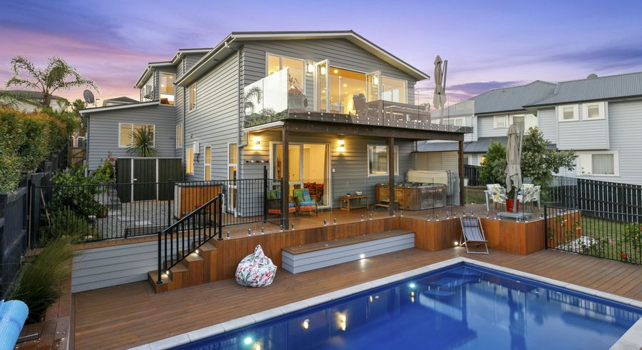  at 10 Fennell Crescent, Silverdale