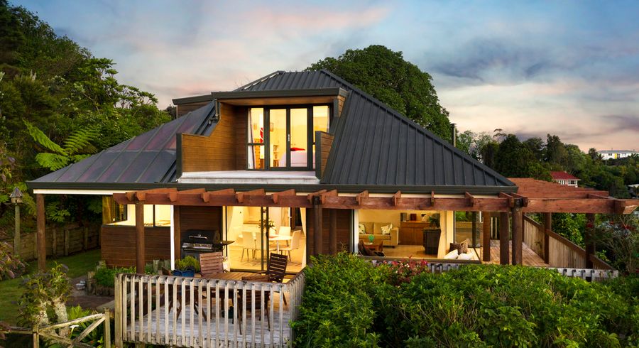  at 35 Landing Road, Titirangi, Auckland