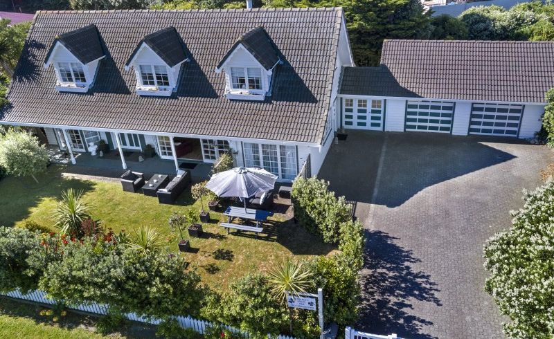  at 9 Moana Road, Okitu, Gisborne