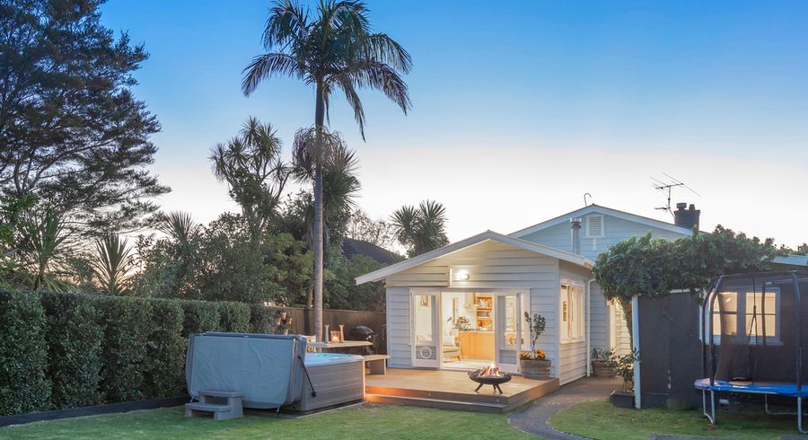  at 19 Livingstone Street, Westmere, Auckland