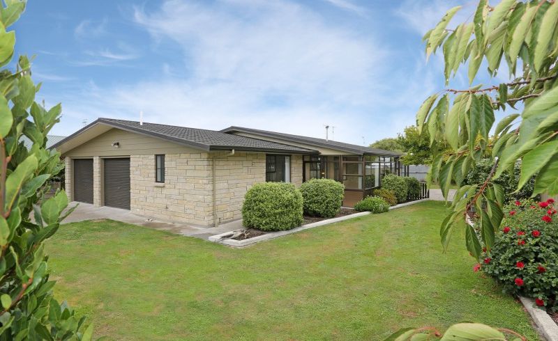  at 8 Willowbank Crescent, Feilding