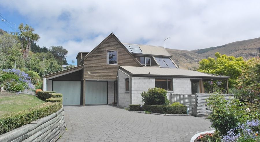  at 28 Evans Pass Road, Sumner, Christchurch