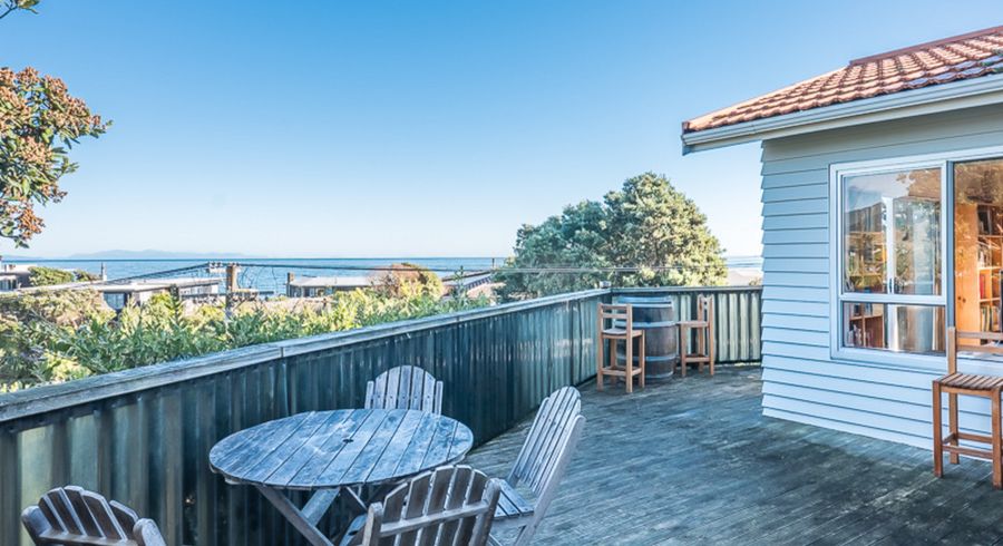  at 81 The Esplanade, Raumati South, Paraparaumu