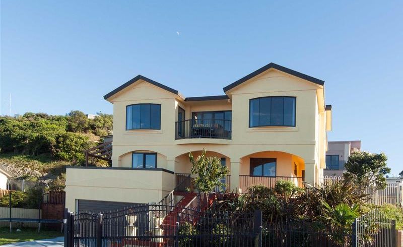  at 2 Domett Street, Newlands, Wellington