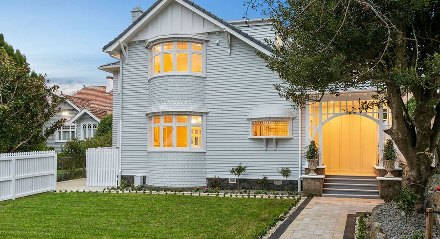  at 5 Fairview Road, Mount Eden, Auckland