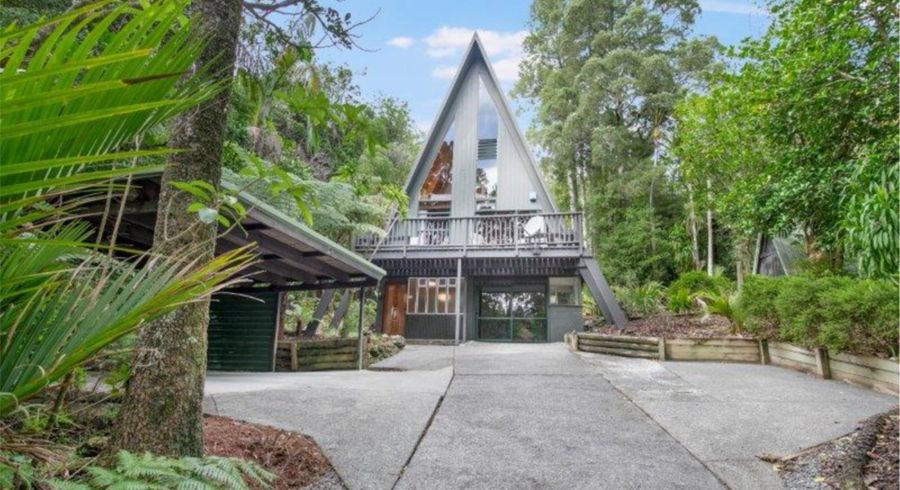  at 36 Titirangi Beach Road, Titirangi, Auckland