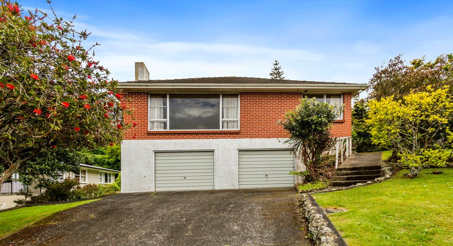  at 17 Dowse Drive, Maungaraki, Lower Hutt