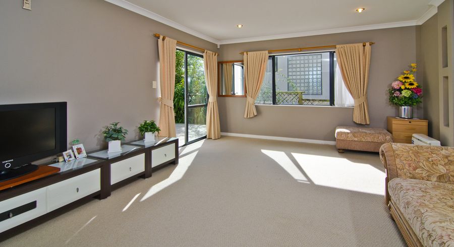  at 25 Louvain Avenue, Mount Roskill, Auckland