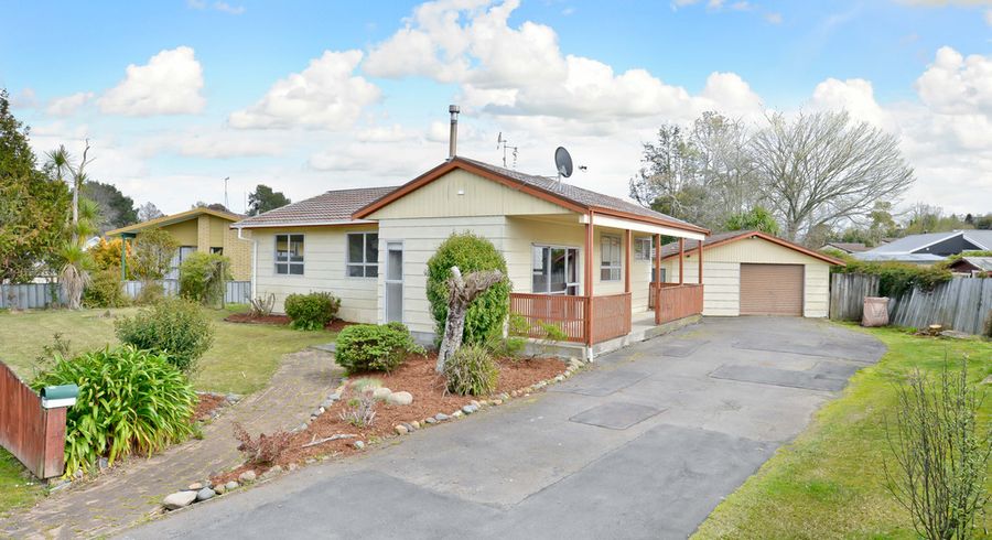  at 22 Hibiscus Avenue, Hamilton Lake, Hamilton