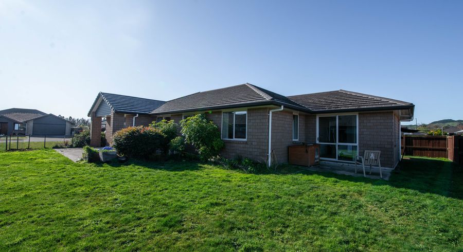 at 8 Carroll Place, Owhata, Rotorua