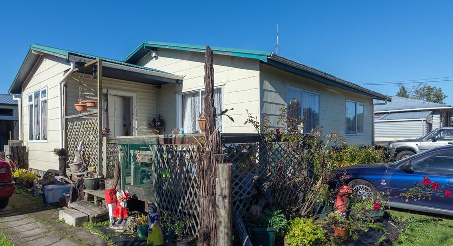 at 8 Charles Road, Hannahs Bay, Rotorua