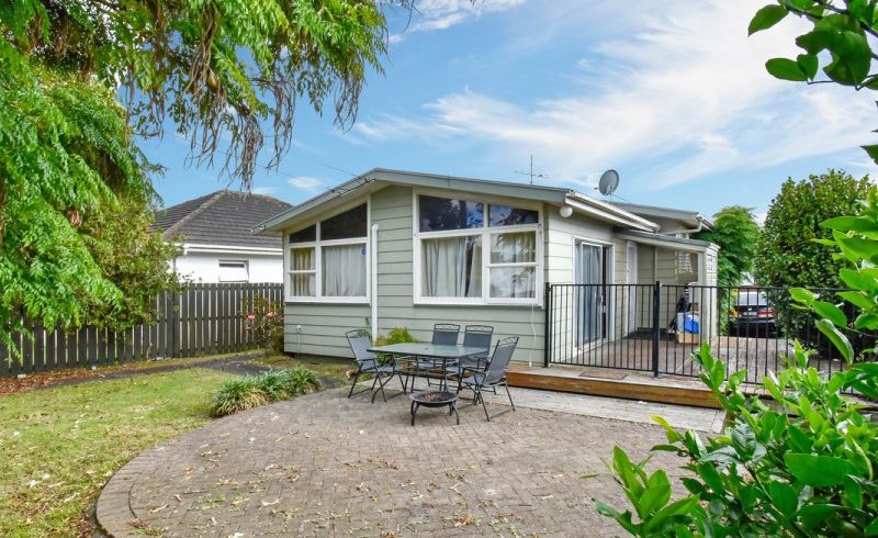  at 1/30 Avis Avenue, Papatoetoe, Auckland