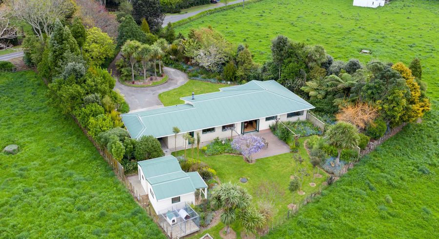  at 33 Mokena Kohere Street, Manakau, Levin