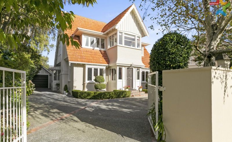  at 4 Manuka Avenue, Woburn, Lower Hutt
