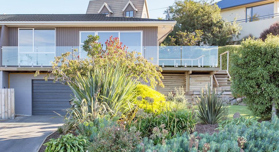  at 2/54 Belleview Terrace, Mount Pleasant, Christchurch