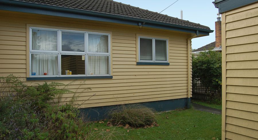  at 17B Brown Street, Hamilton East, Hamilton