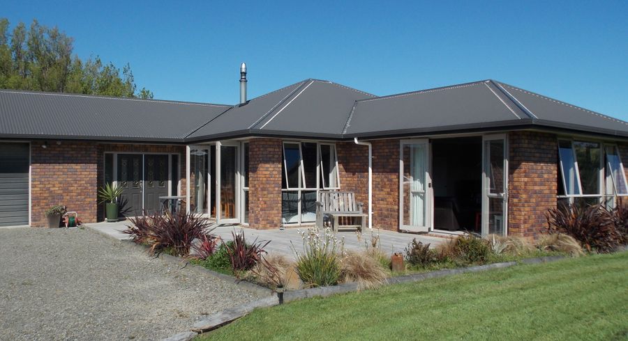  at 235C Watershed Road, Bunnythorpe