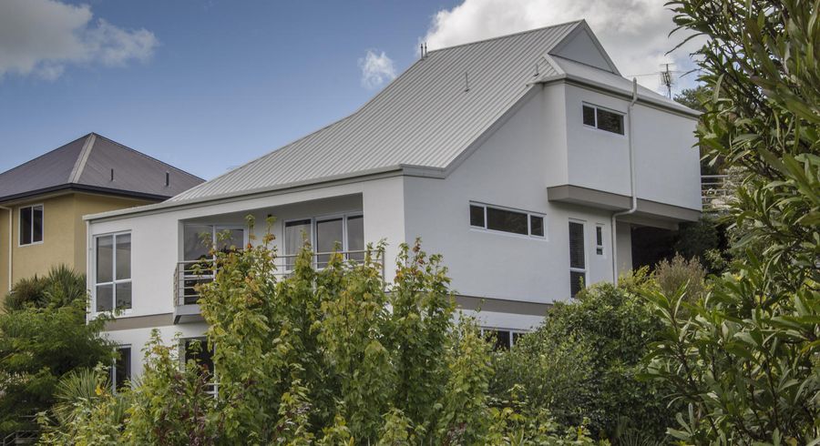  at 104 Cannon Hill Crescent, Mount Pleasant, Christchurch