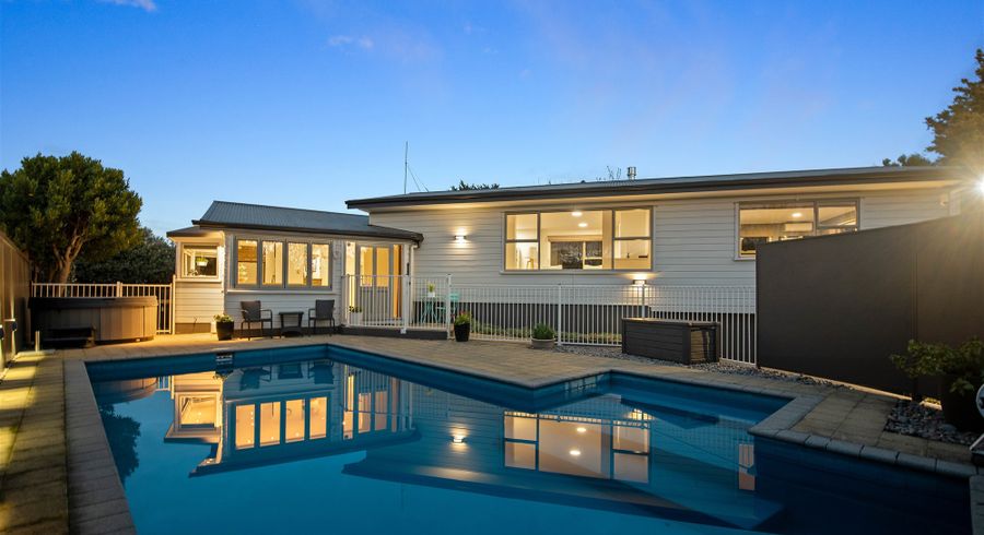 at 32 Comries Road, Chartwell, Hamilton