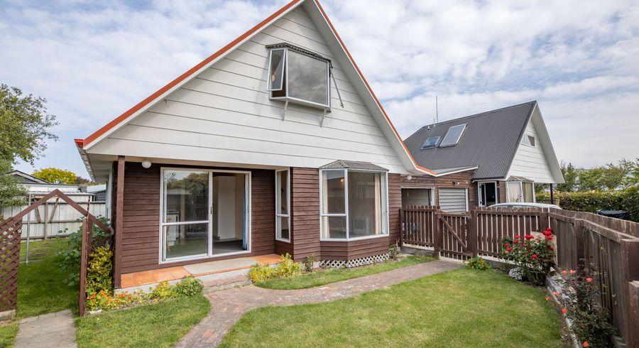  at 1/99 Bayswater Crescent, Bromley, Christchurch