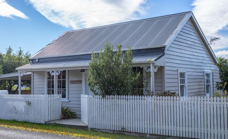  at 12 Andersons Line, Clareville, Carterton