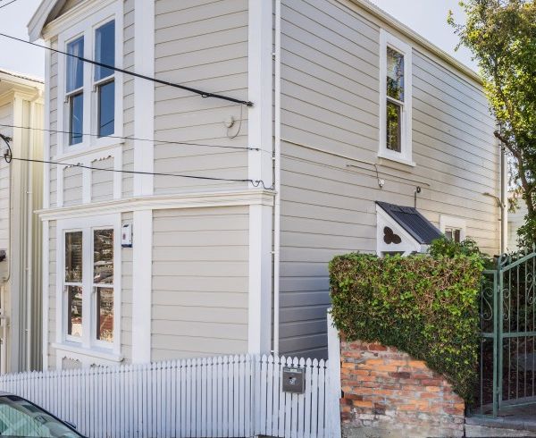  at 73 Nairn Street, Mount Cook, Wellington