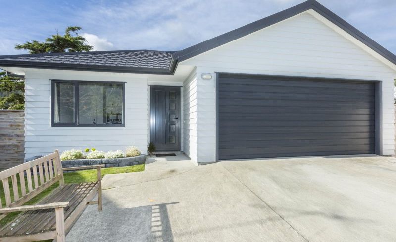  at 14 Poppy Watts Grove, Stokes Valley, Lower Hutt
