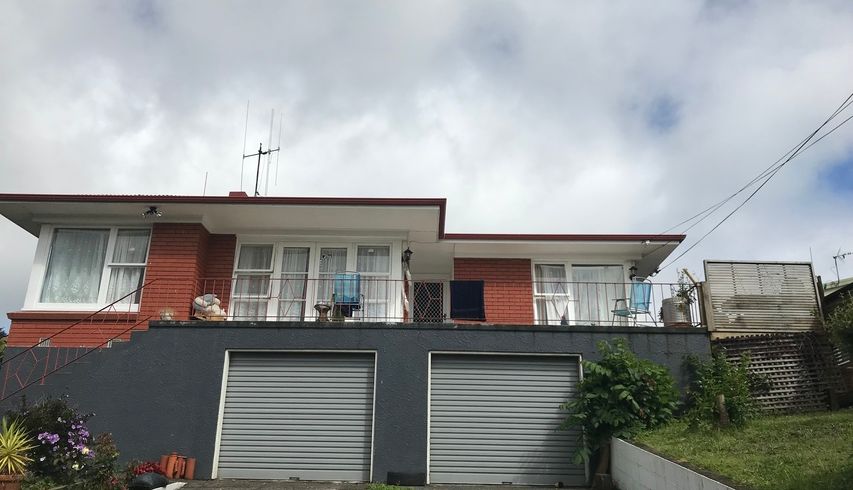  at 35 Aurora Terrace, Hillcrest, Hamilton