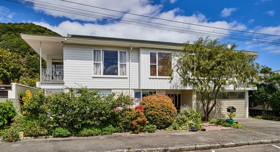  at 7 Ngaio Street, Eastbourne, Lower Hutt