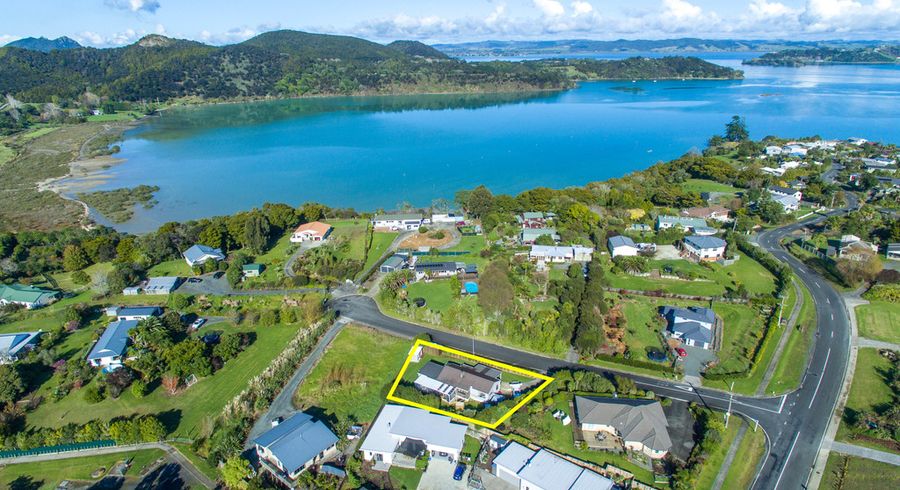  at 3 Sapphire Place, Whangarei