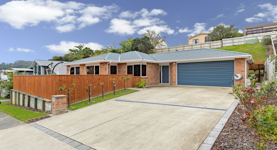  at 6 Flotilla Place, Whitby, Porirua