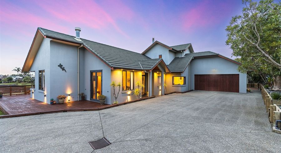  at 241 Royal Road, Massey, Auckland