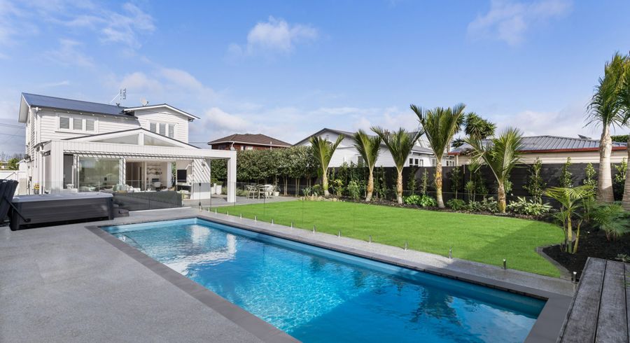  at 16 Johnstone Street, Point Chevalier, Auckland