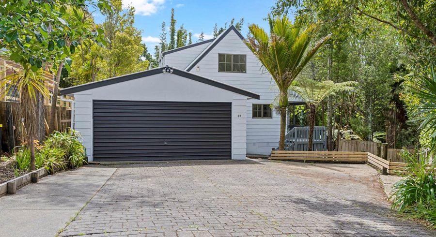  at 28 Longfellow Parade, Glen Eden, Waitakere City, Auckland